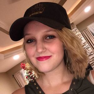 Meet your Posher, Joanna